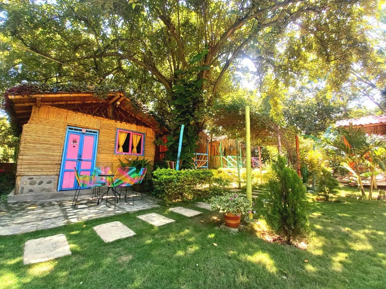 Avani Del Desierto Villavieja Exterior photo